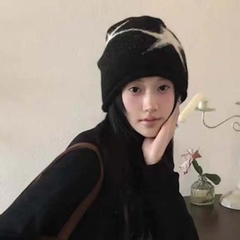 

Versatile Elastic Star Knitted Hat Streetwear Korean Style Jacquard Woolen Hat Headgear Hip-hop Brimless Beanie Cap Women