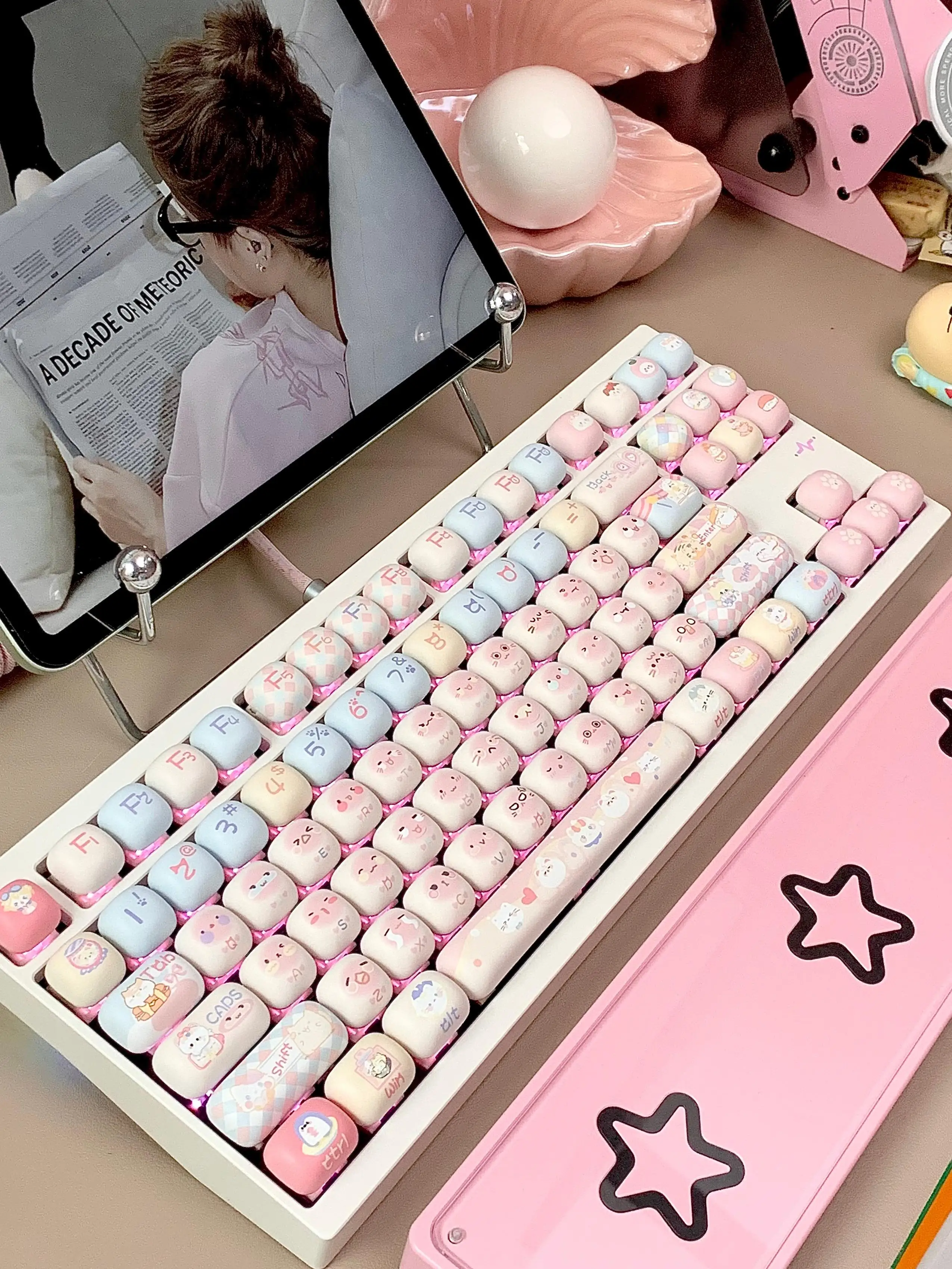 140 Keys Cute Keycaps Cat MOG Keycaps PBT Pink Keys Gift for Girl Cute New Square Thermal Sublimation Mechanical Keyboard 6.25U