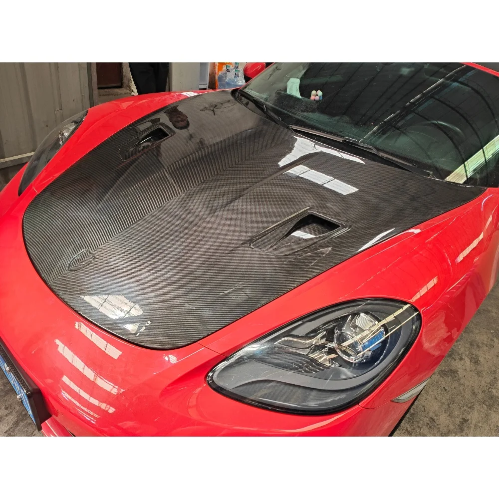 

Body Kit Modified with RS Style Dry Carbon Fiber Engine Hood and Engine protection Cover Suitable for Porsche 718