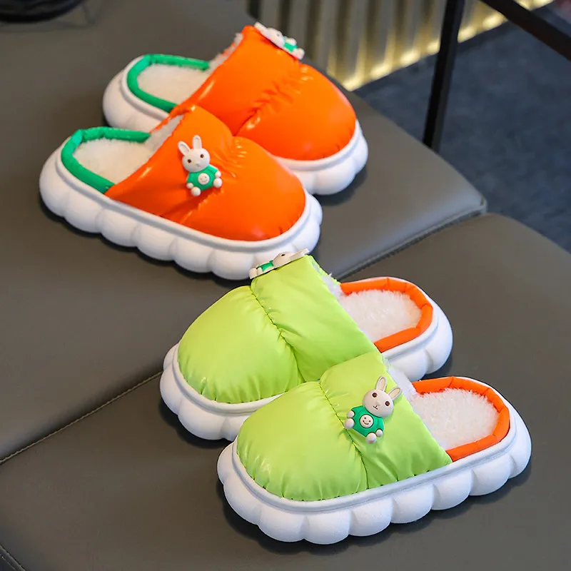 

Зимняя домашняя шерстяная обувь для мальчиков и малышей, новинка 2025 года, детские хлопковые тапочки для девочек, зимние непромокаемые тапочки для девочек