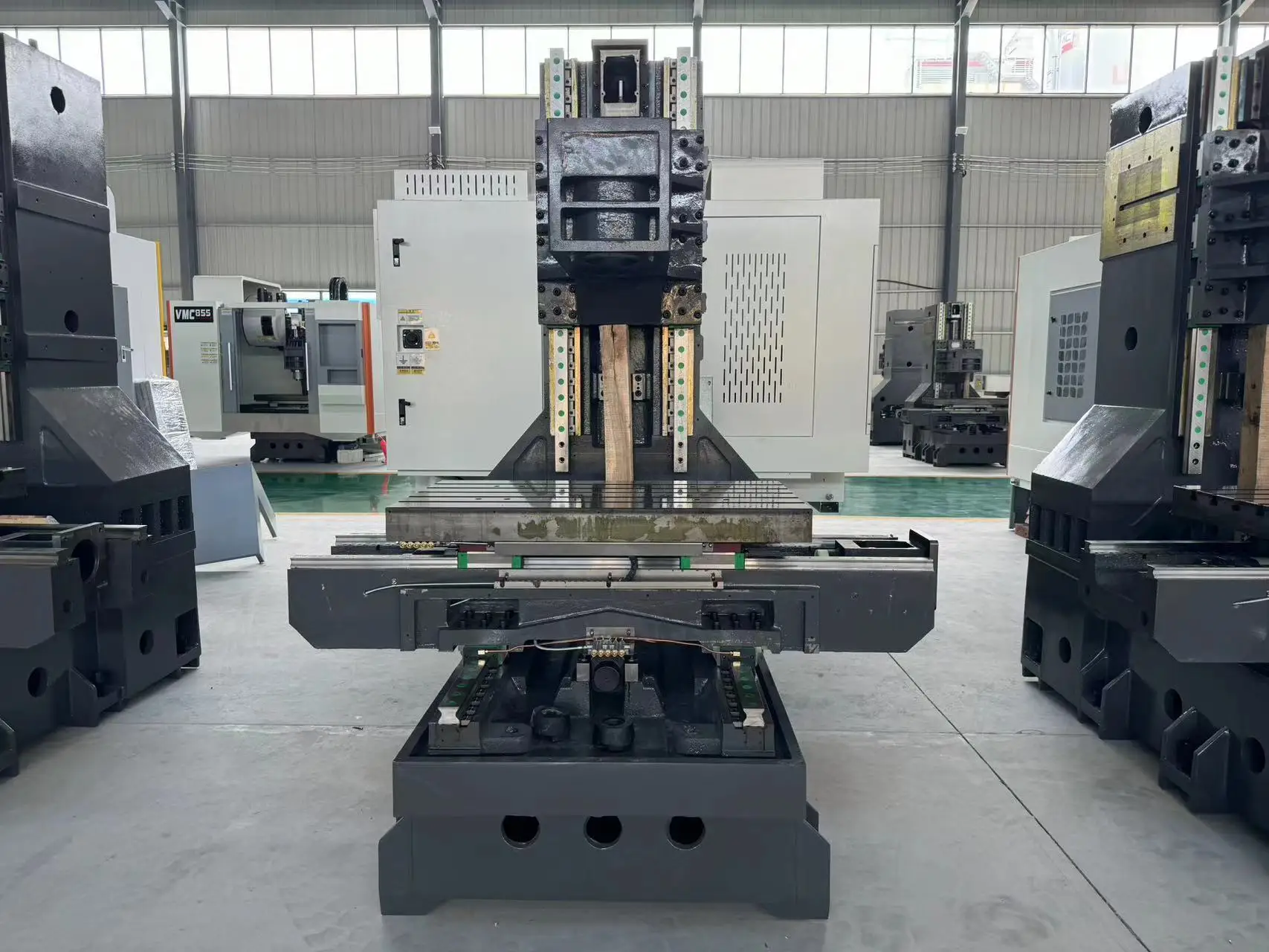 Shandong Dehai Tool VMC1580 Large Vertical Hining Center 5-Axis CNC Milg Hine