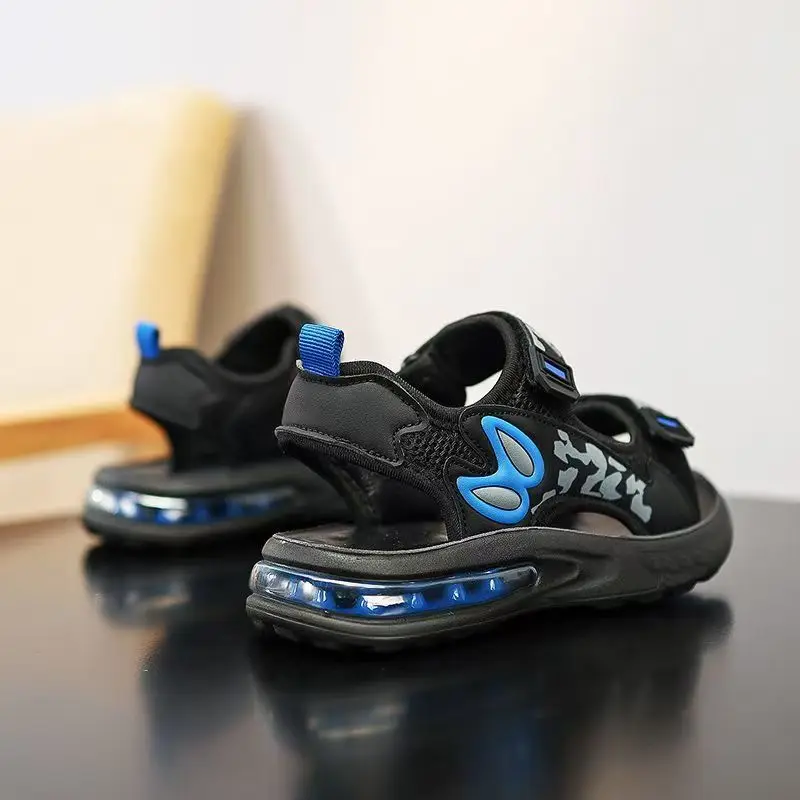 Kinder Sommer Neue Sport Casual Sandale Jungen Weiche Sohle Rutschfeste Offene spitze Leichte Klettverschluss Luftgepolsterte Strandsandale