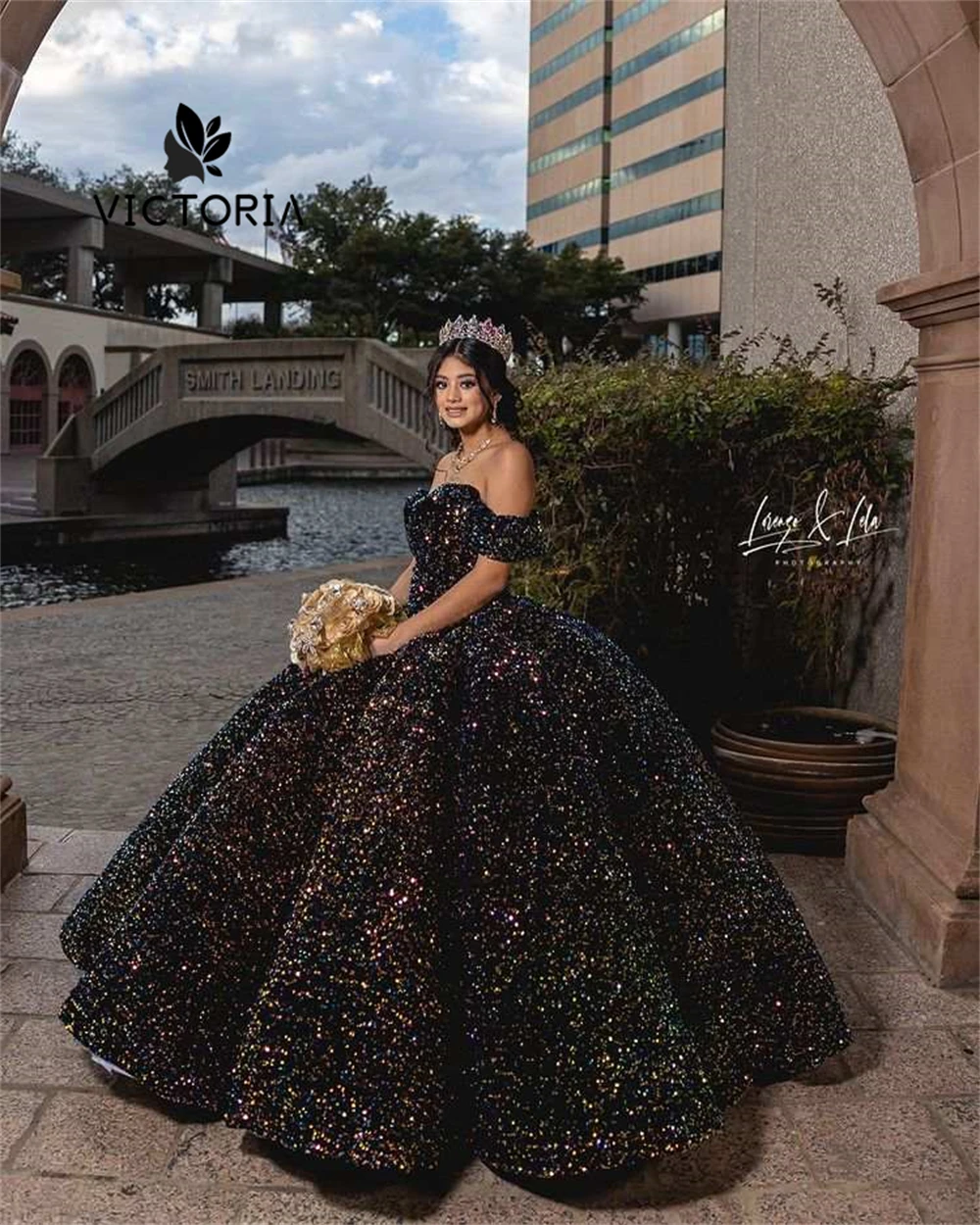 

Sparkle Black Sequin Puff Off The Shoulder Quinceanera Dresses Ball Gown Sweet Sixteen Dress Wedding Gowns vestido de gala