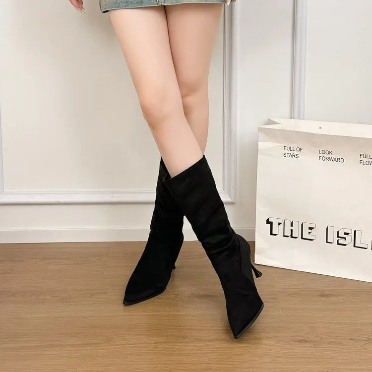 2026 Fall/Winter Retro Ruched Stack Boots, Slim Heels, Pointed Toes, Paired with Coats, Western Cowboy Boots