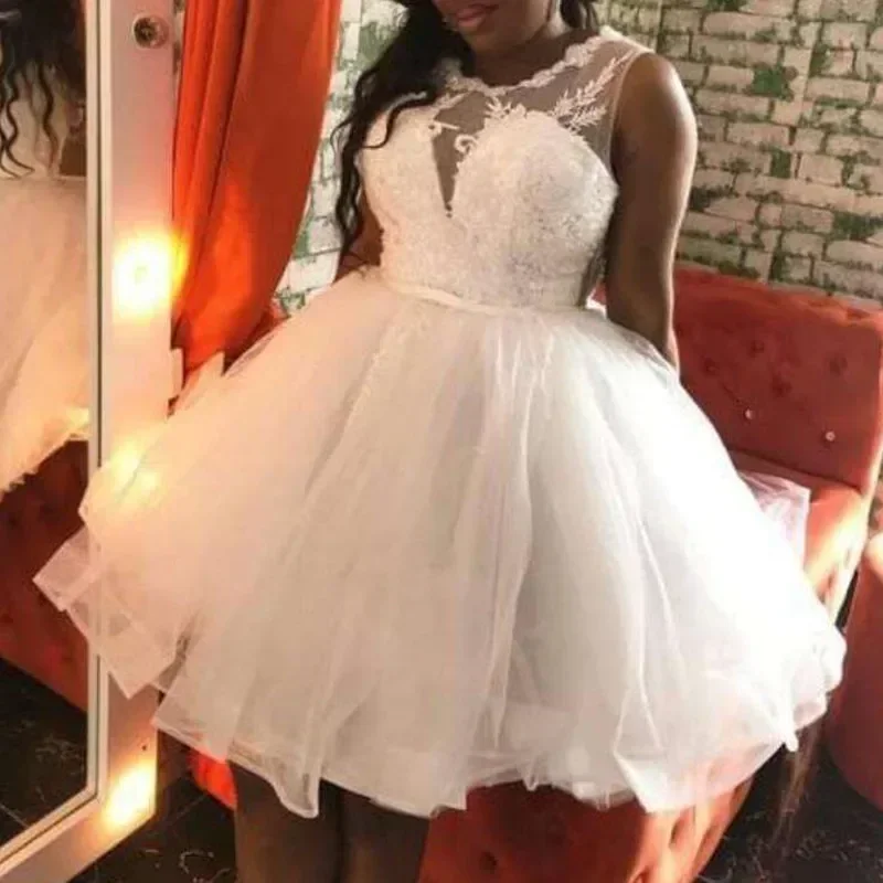 Customized  Lace Appliques Wedding Dress Robe De Mariée Plus Size Illusion Cap Sleeves Country Style Mini  Bridal Gown