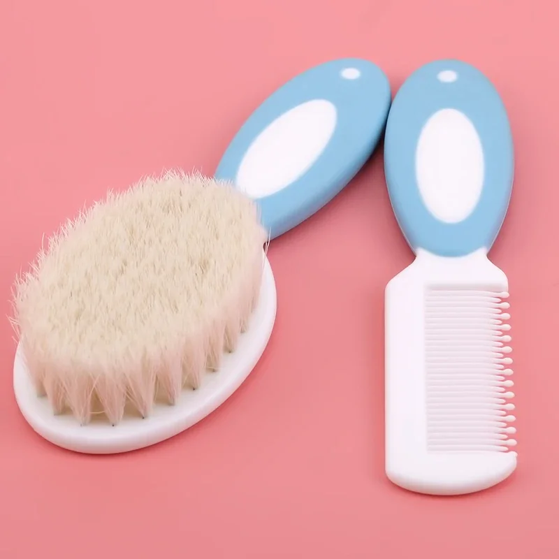 Brosse douce naturelle pour bébé, manche en bois, peigne à cheveux pour nourrissons, masseur de tête, soins pour bébés, 2 pièces/ensemble, 2022