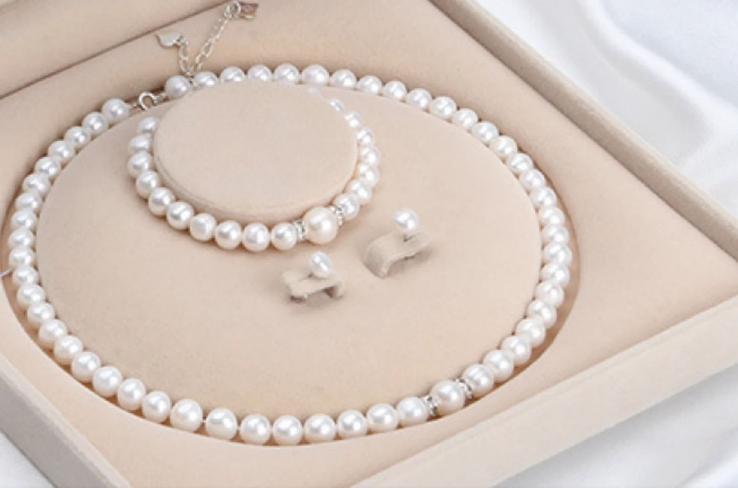 

Natural Pearl Necklace 925 Silver Love Extended Buckle Pearl Necklace18in/ AAAA7-8mm Set