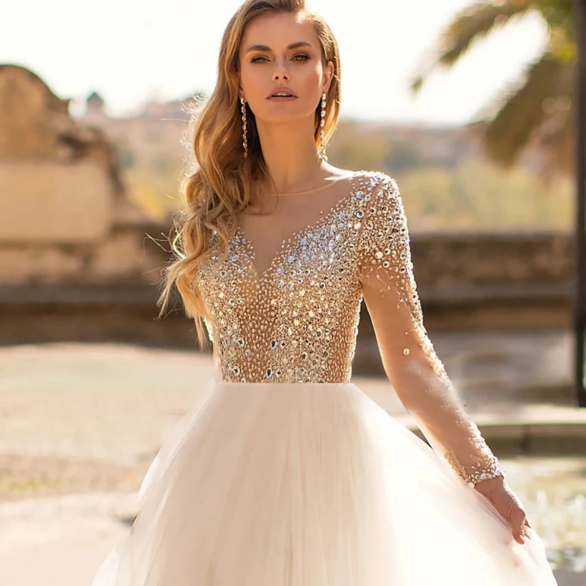 Vestidos de novia de moda, mangas largas, cuentas, apliques de piedra de cristal, vestidos de novia de línea A, bata de tren de barrido trasero con botones personalizados