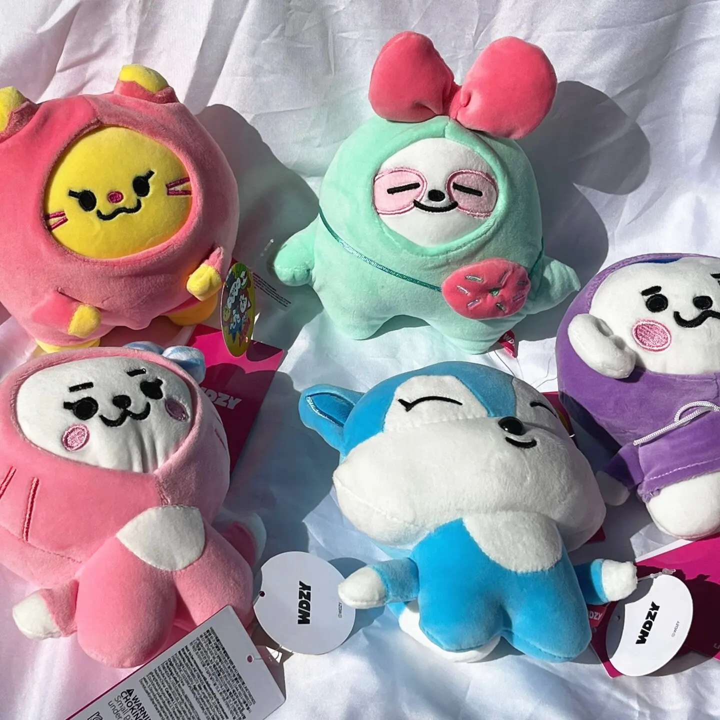 2 szt. KPOP ITZY WDZY Pluszowa Lalka Poduszka Kreskówkowa Śliczna Lalka Brelok Yuna Lia Yeji Ryujin Zestaw Breloczków dla Pary Prezent na Urodziny