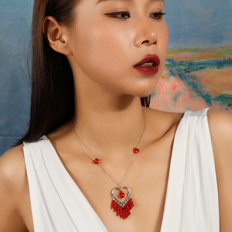 

Fashion Love Heart Necklace for Women Bohemian Tassel Pendant Necklace Girls Party Festival Jewelry Gifts
