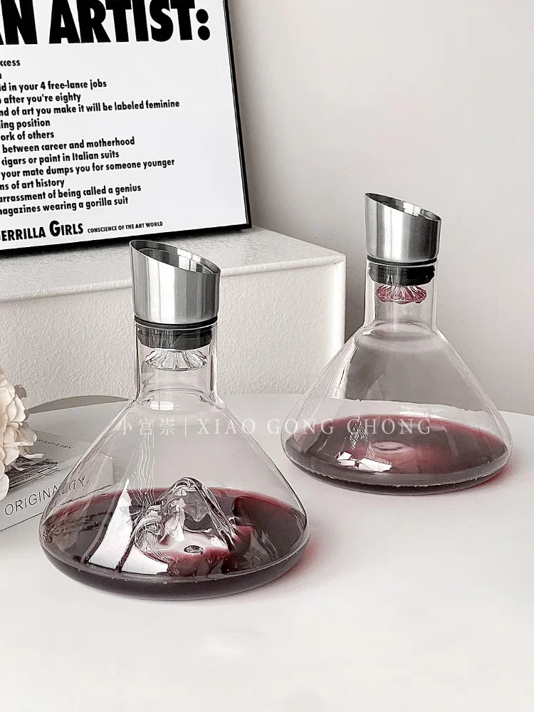 Iceberg Red Wine Awakener Quick Home Glass Waterfall Wine Sorter Advanced Western Wine Awakening Bottle