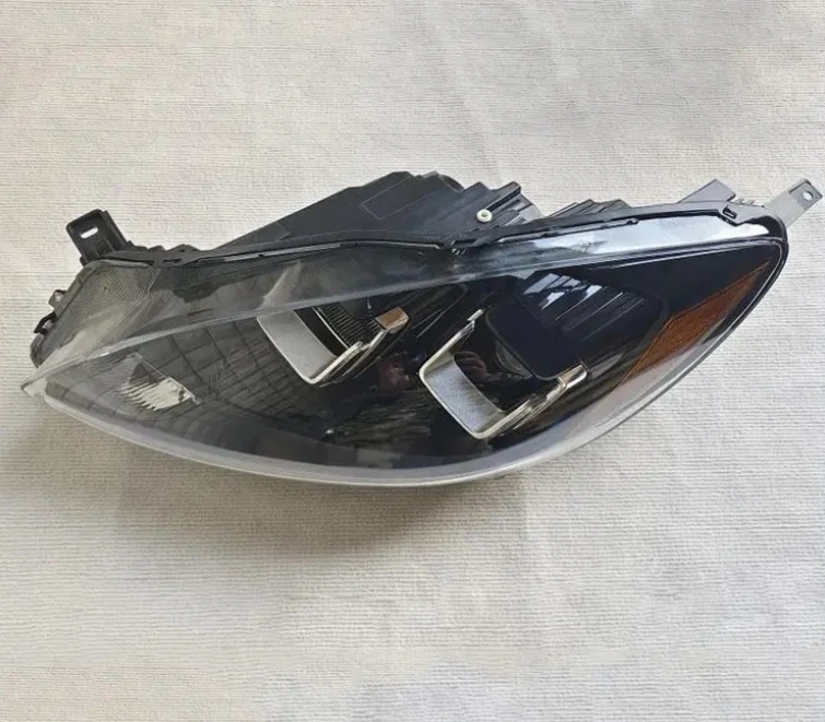 سعر البيع الجملة مصباح سيارة LJ6B-13W029-AF OEM LJ6B-13W030-AF مصباح السيارة الأمامي Led لفورد إسكيب 2020