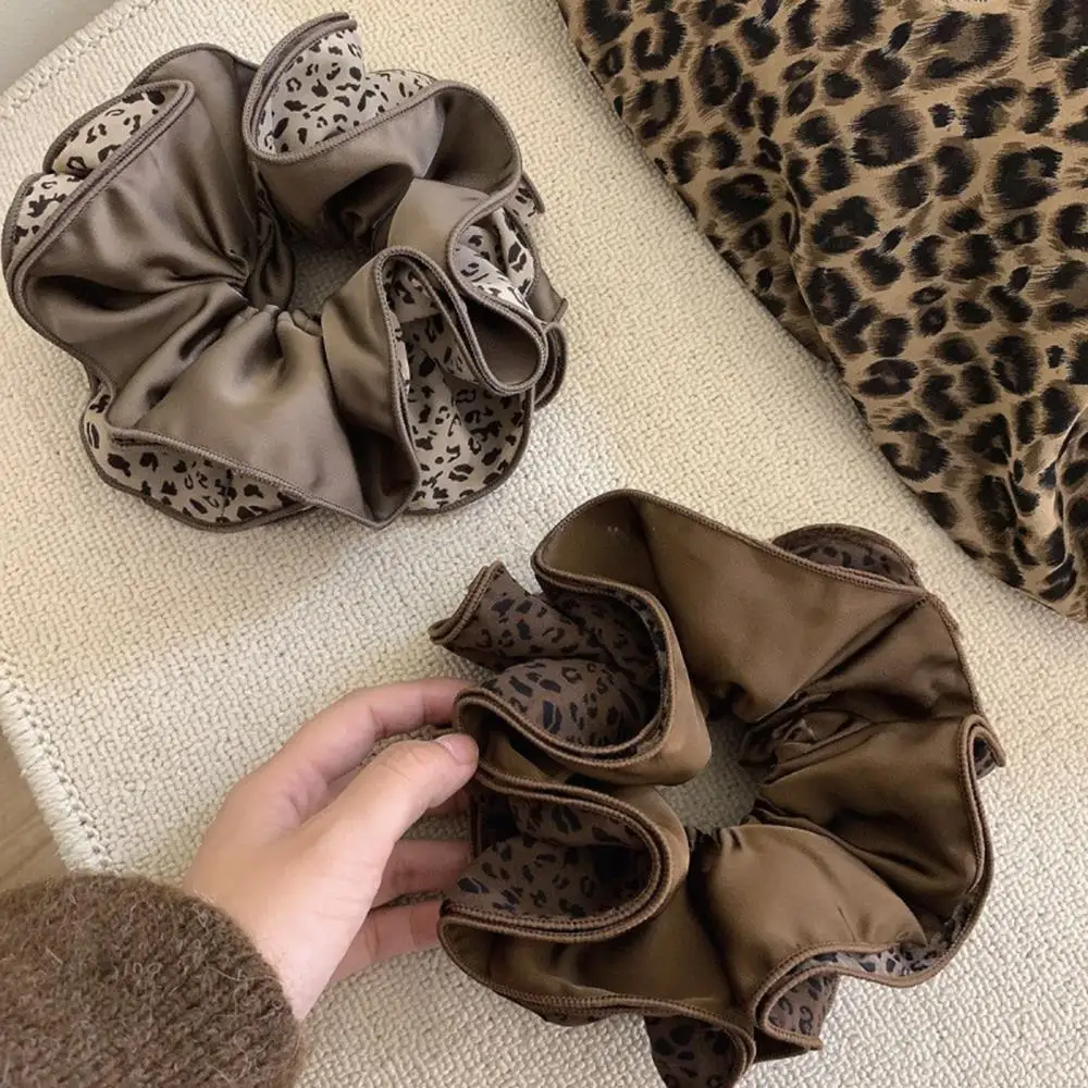 

Retro Coffee Color Hair Scrunchies Leopard Print Hair Tie Large Size Ruffle Hair Rope Autumn Winter Headbands Hair Accessories