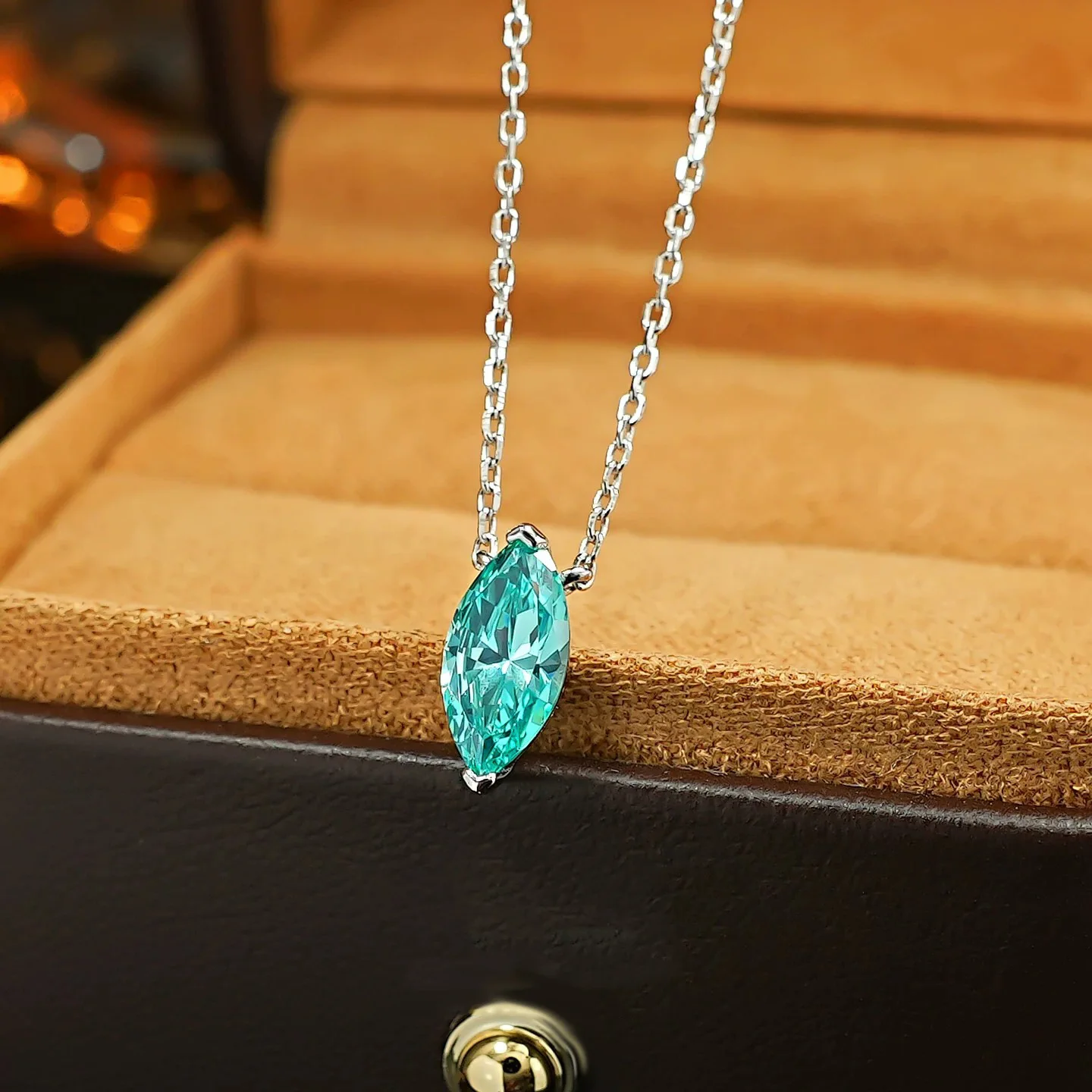 Simple 925 Sterling Silver Horse Eye Diamond Paraiba Color Elegant Niche Necklace Earrings Women's Light Luxury Jewelry