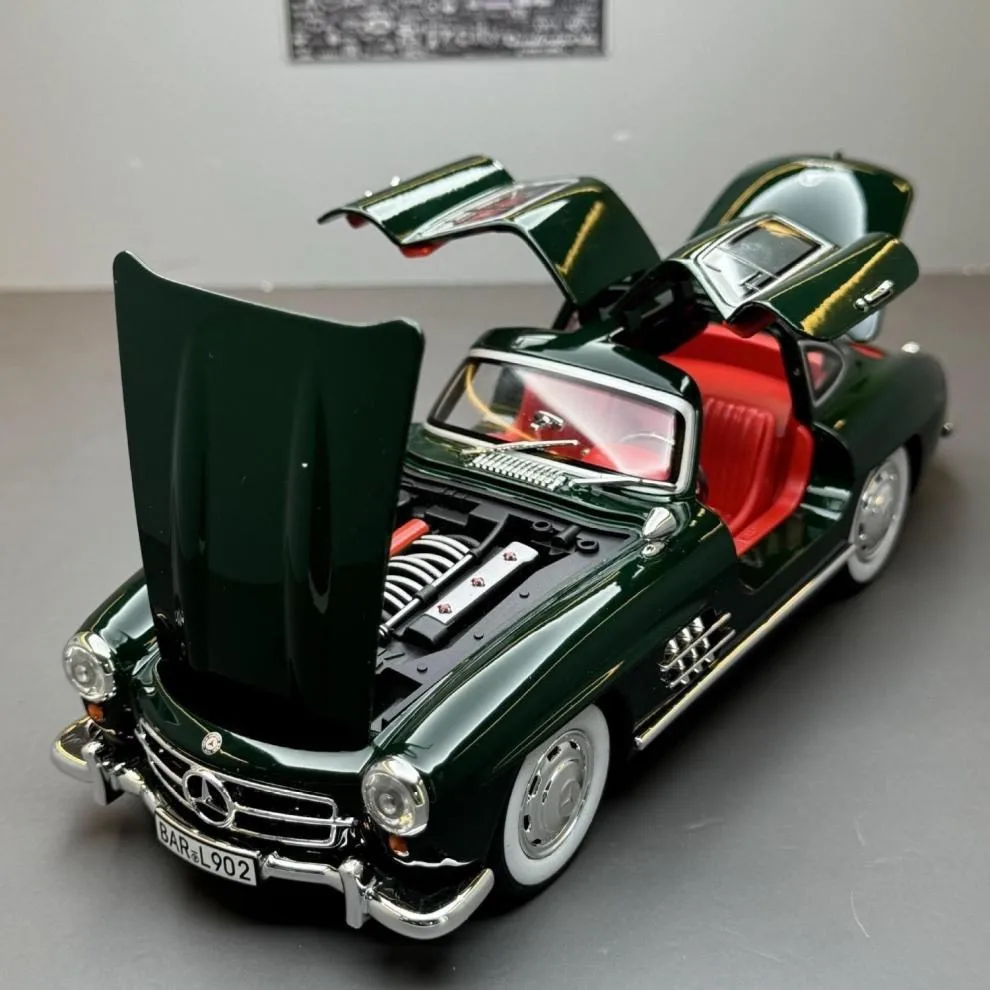 Modelo de coche a escala 1:24, Mercedes Benz 300SL, modelo de coche de aleación, clásico, Vintage, Metal fundido a presión, sonido, luz, colecciona, juguete para regalo para niños