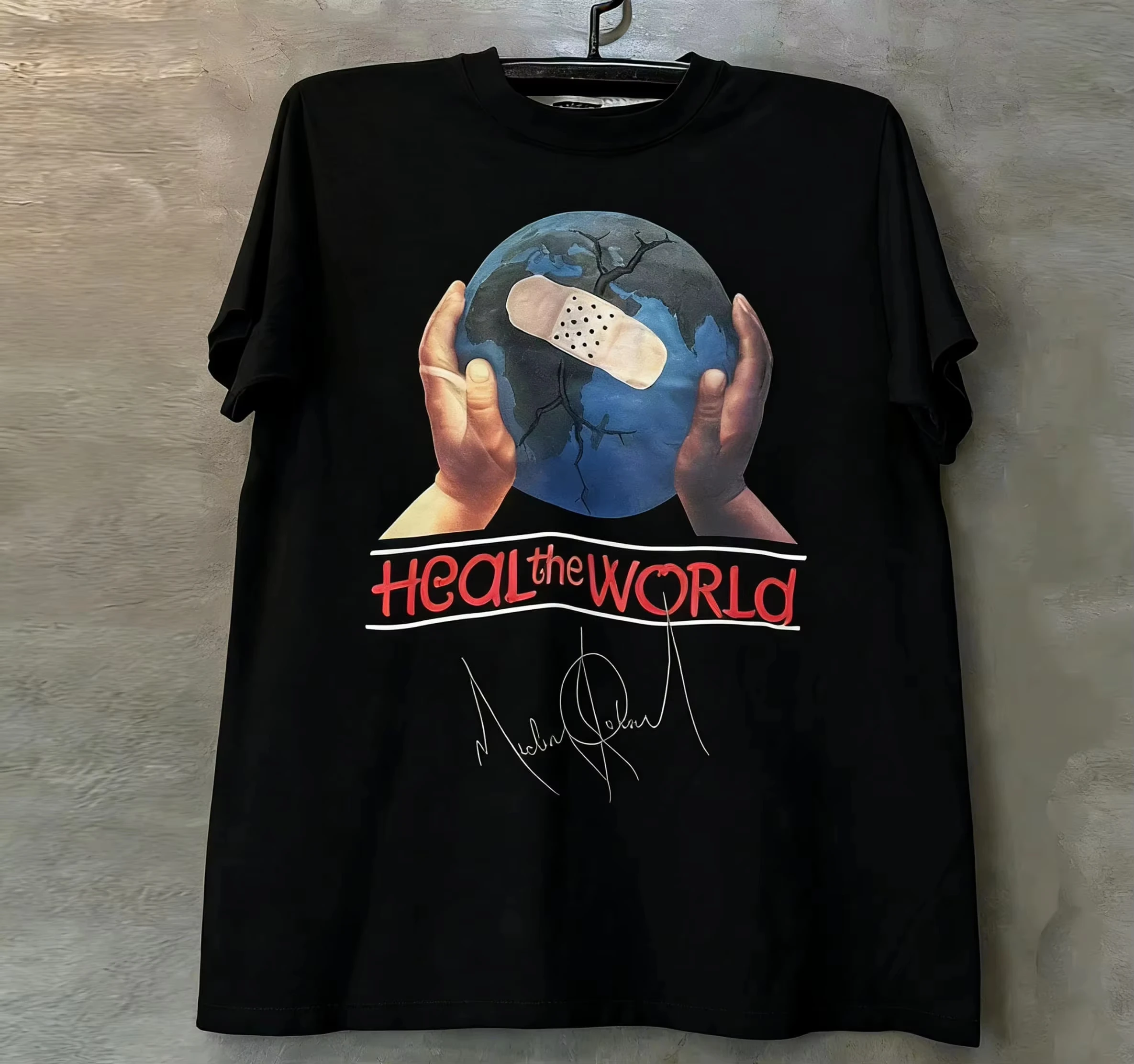 2026 Retro Environmental Theme Unisex T‑Shirt Front Hands Holding Damaged Earth And Bold Letter Print Cotton Short Sleeve Tops