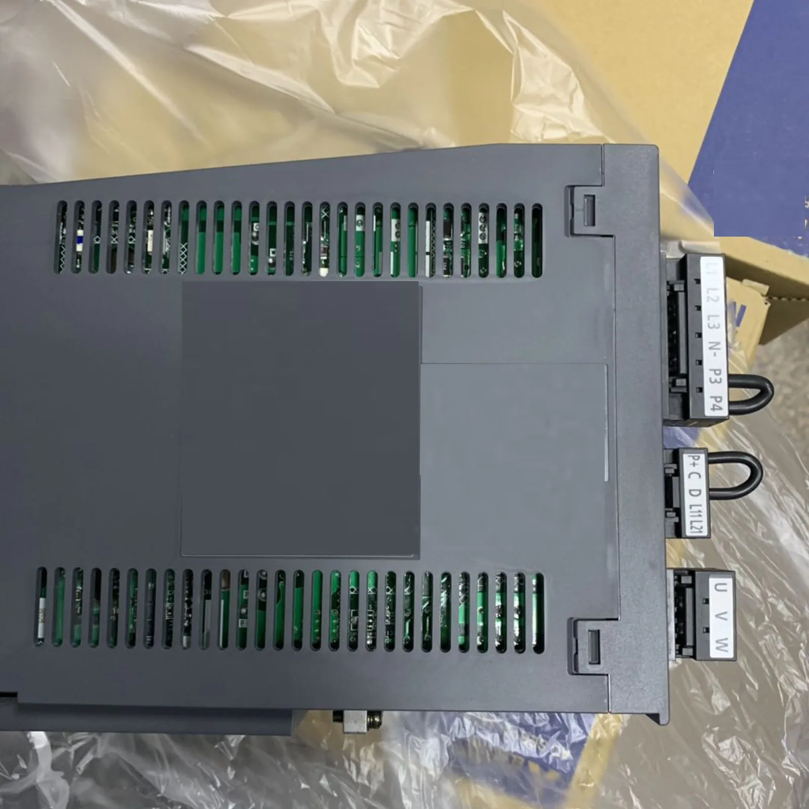 مضخم مؤازر تيار متردد أصلي جديد MR-J4-350TM4-EIP #1