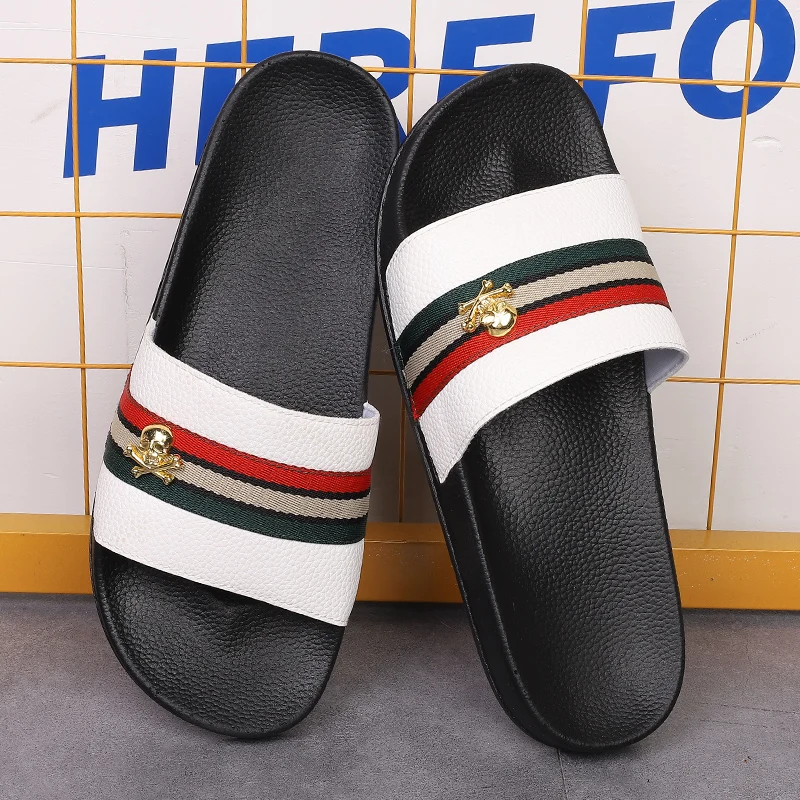 2023 Mens Striped Skull Leather Slippers Summer Casual Beach Fashion Platform Slide Man Male Designer Flip Flops Sandals Sneaker
