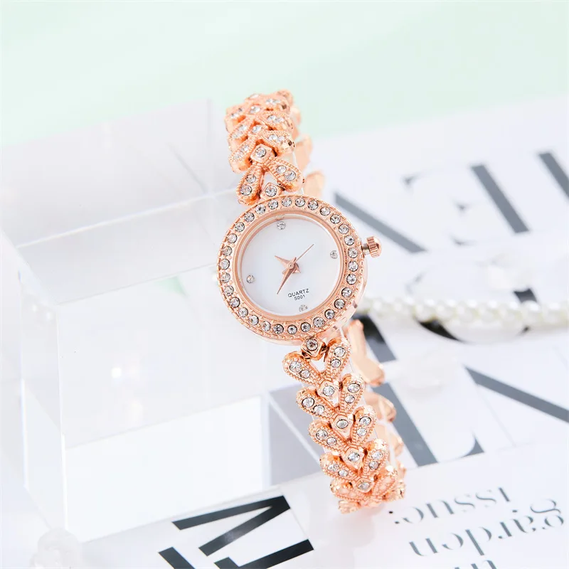 Diamond encrusted bracelet watch for women, quartz fashionable women's watch, quartz watch