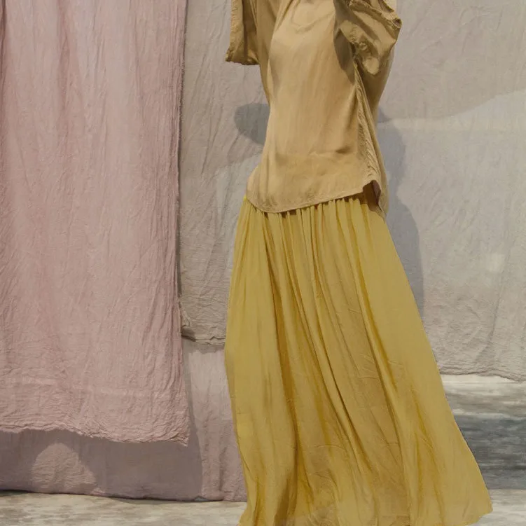 

Elastic waist pendulum drop feeling turmeric double crepe skirt fashion casual versatile simple temperament elegant vacation sty