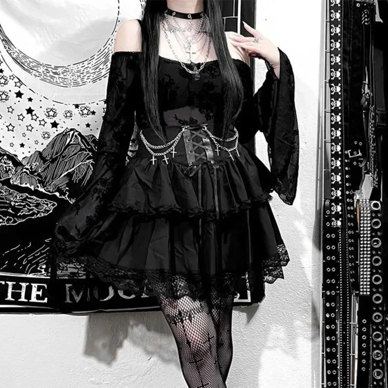 تنورة سوداء قوطية مثيرة لطيفة صغيرة للنساء برباط طيات عالية الخصر غير منتظمة مكشكشة مرقعة Fairycore تنانير قصيرة موري فتاة