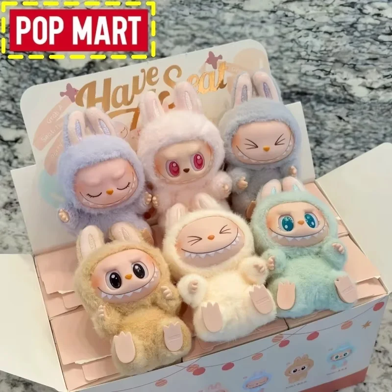 Véritable Pop Mart Labubu les monstres ont un siège série V2 boîte aveugle 17 cm poupée en vinyle anniversaire cadeaux de noël jouet en Stock