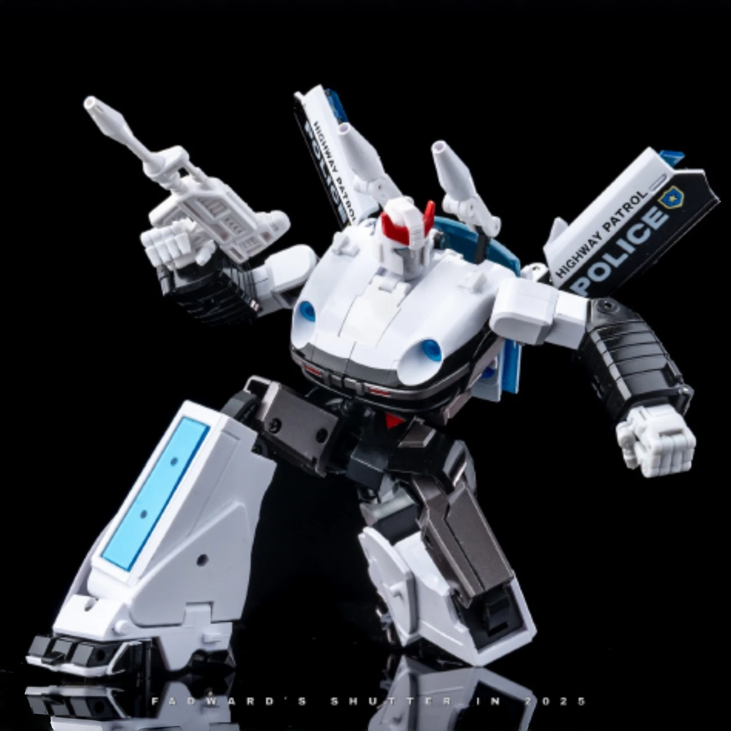 التحول DX9-TOYS D18 المطارد بيرول الرسوم المتحركة سلسلة الأوتوبوت MP نسبة عمل أرقام روبوت نموذج تمثال لعبة هدية #2