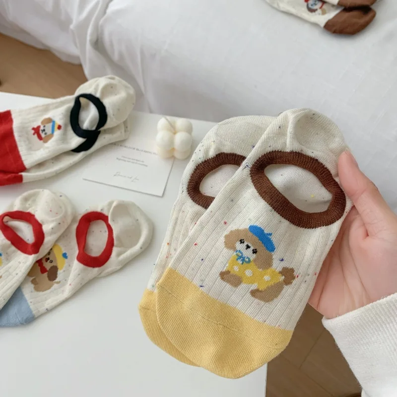 4 paires de chaussettes pour femmes ensemble nouvel été mince dessin animé chiot mignon Kawaii cheville chaussettes bouche légère Silicone anti-dérapant chaussettes invisibles
