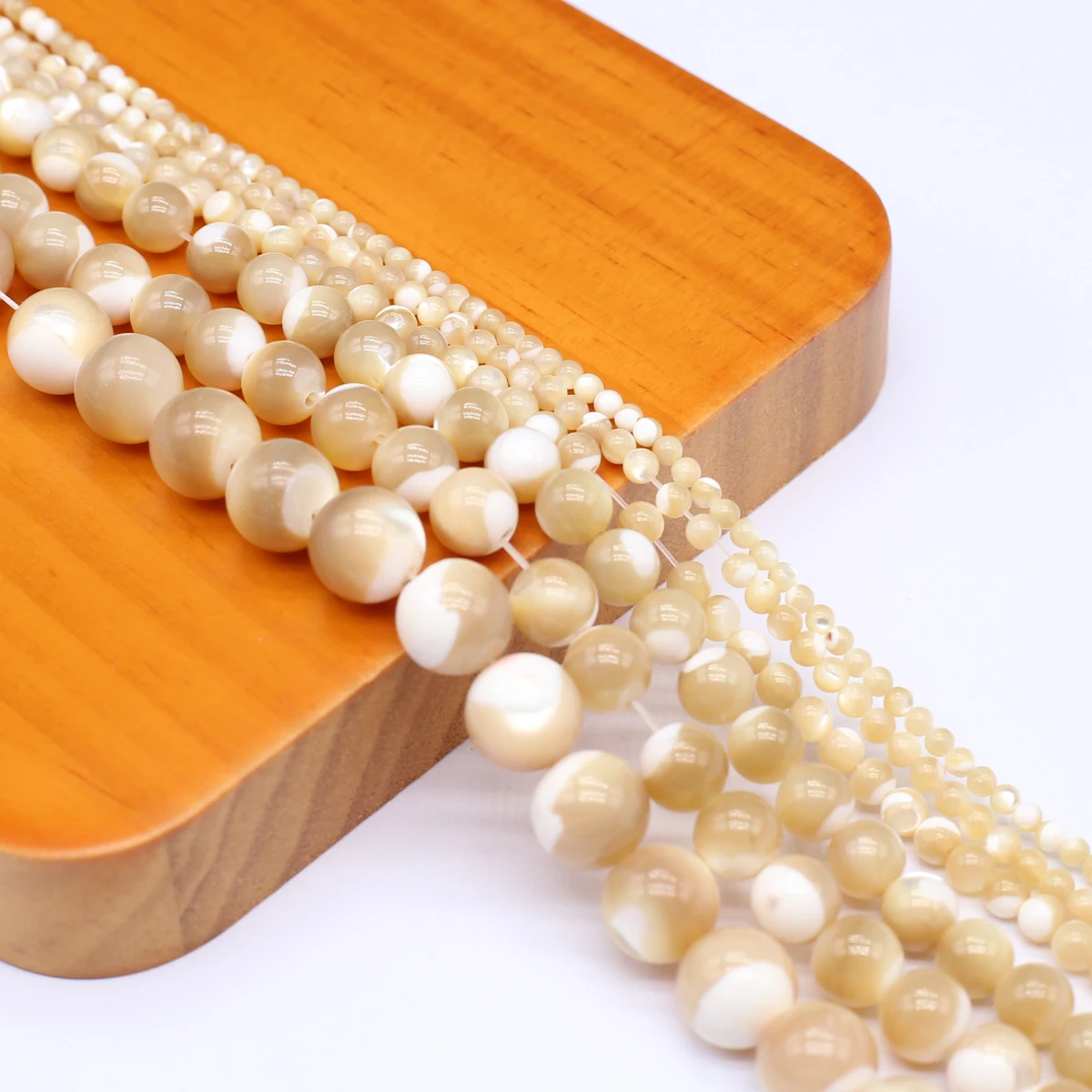 2/4/6/8mm Natural Shell Beads Loose Round Mother of Pearl Spacer Bead for Making DIY Necklace Bracelet Jewelry Accessories