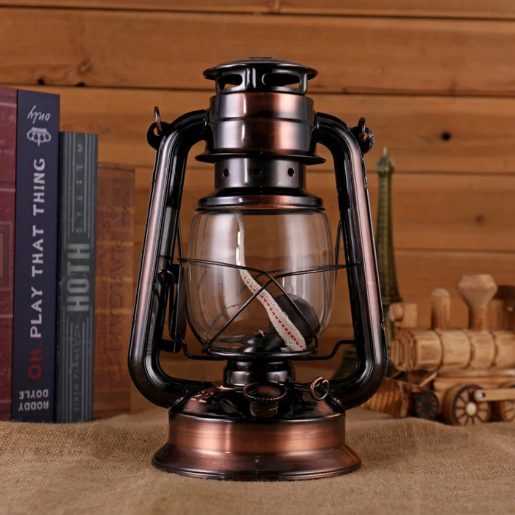 Retro Camping Lantern Vintage Kerosene Lamp Portable Handheld Lantern Outdoor Camping Fishing Hiking Lights Metal Lamps