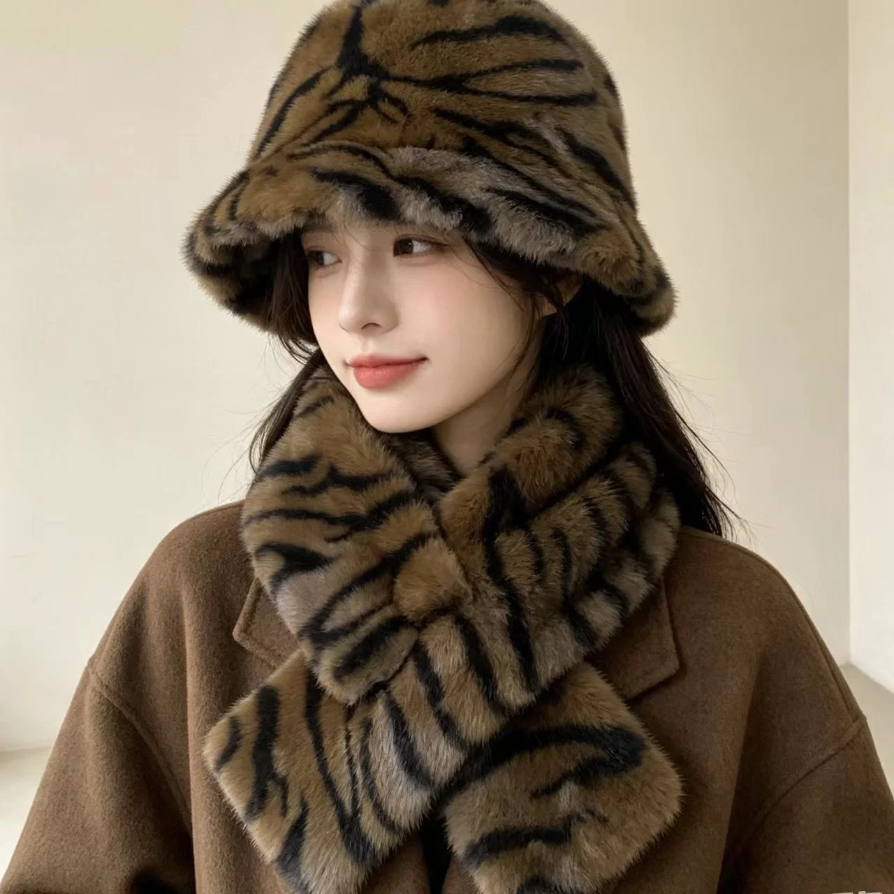 Tiger‑Stripe 2‑Piece Set Bucket Hat & Cross‑Insert Scarf  Fluffy Windproof Winter Neck‑Head Warmer Daily Outdoor Coat Match