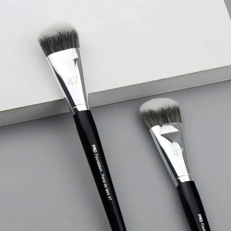 Women Face Base Makeup Beauty Tools Professional Foundation Brush 47 Broom Head Liquid Foundation Shadow Repairing Brushes