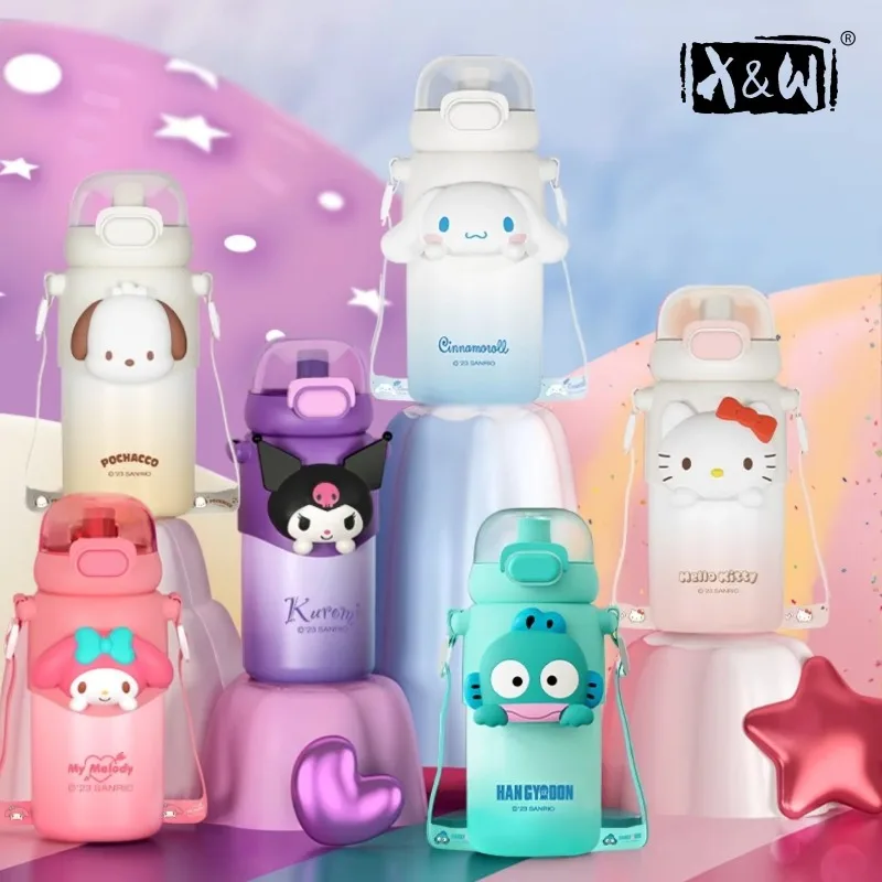 X&W 460mL Straw Water Bottle 3D Cartoon Doll Figure Deco Adjustable Shoulder Strap Leakproof Portable Drinking Cup for School