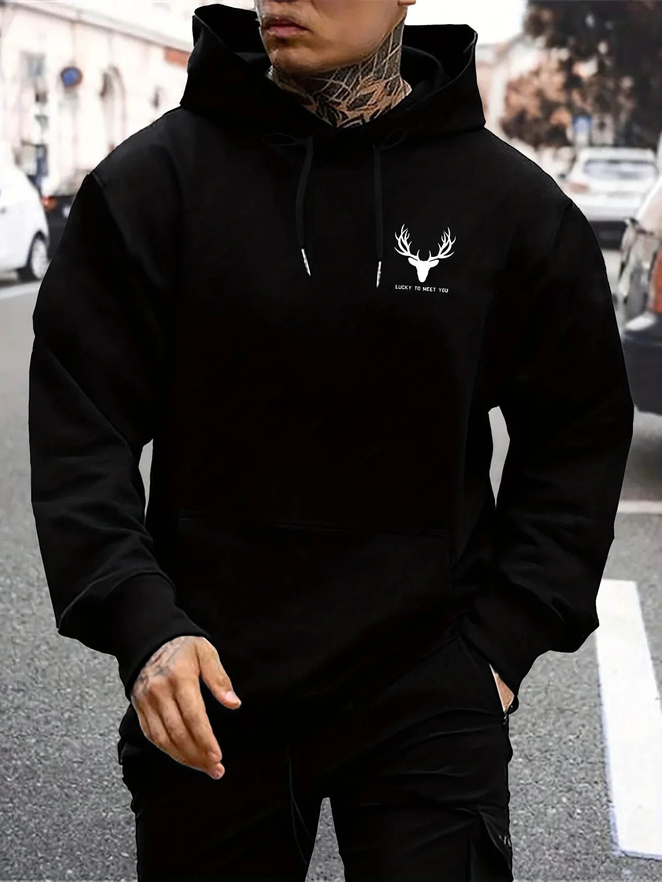 Men's and women's long-sleeved, trendy casual wear for autumn and winter, hooded, suitable for daily exercise and keeping warm.