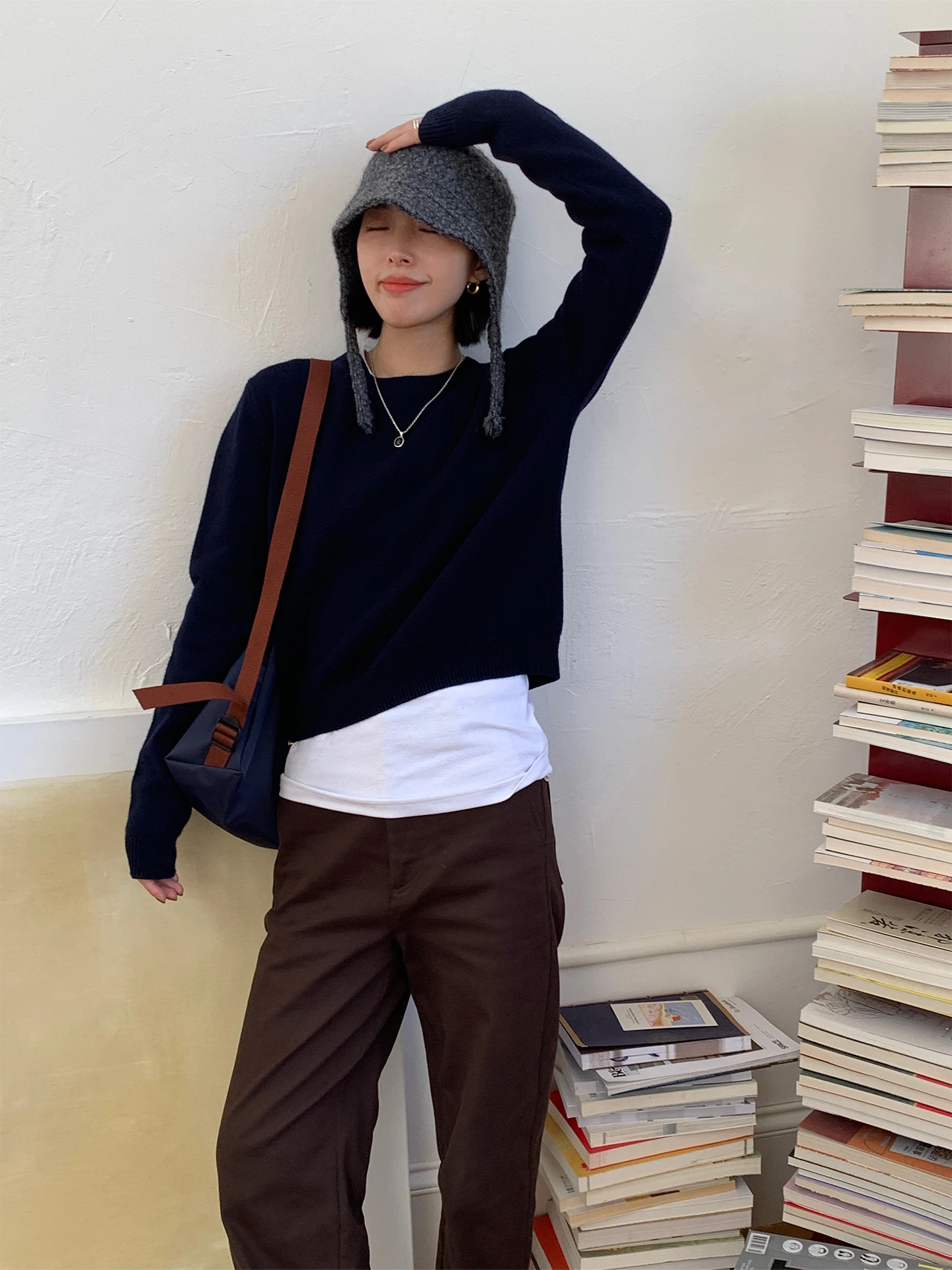 

ey Woolen Knitted round Ne Base Layer Top for Women New 2025 Autumn Faion Small Size Fem Winter Warm Knitwear