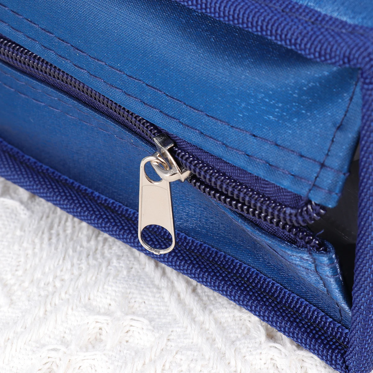 

Large Capacity 128 Disc Cd Dvd Storage Bag Portable Cloth Organizer with Smooth Zipper for Car Home Office Blue