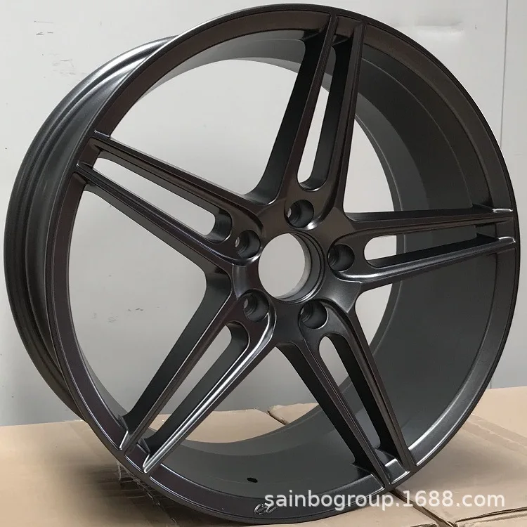 

Подходит для F63159 19-дюймовый 5x112 5x114,3 5x120 Shengbo, модифицированный автомобильный обод из алюминиевого сплава.