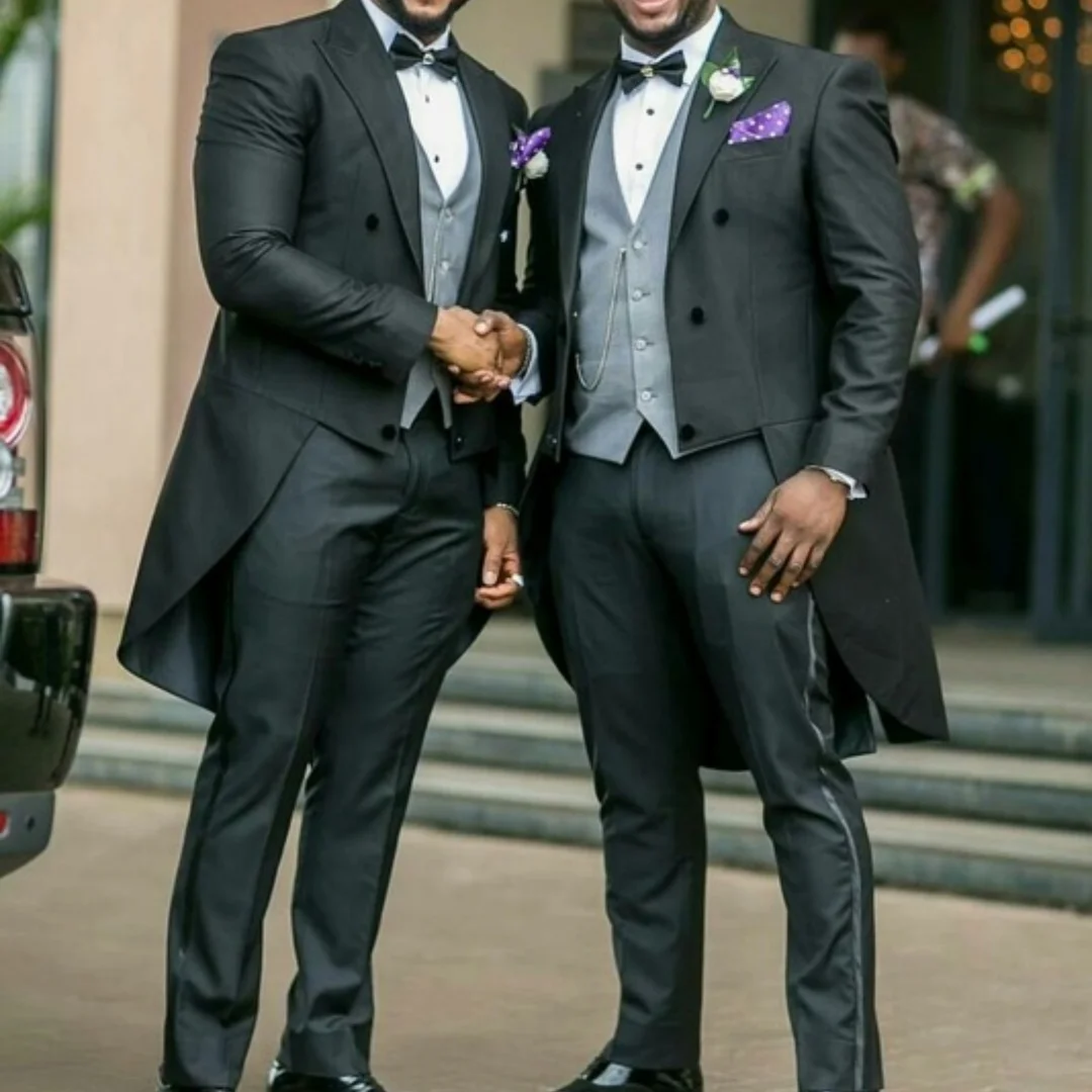 Latest Design Black Tailcoat Style Groom Tuxedos Peak Satin Lapel Men Suits Wedding Best Man 3 Pieces Costume Homme