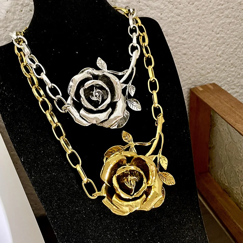 Vintage Exaggerated Metal Rose Flowers Pendant Necklace for Women Girls Thick Chain Choker Party Jewelry Fashion Accessories