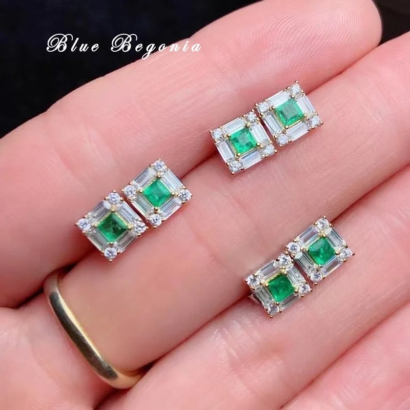 

Женские серьги из серебра 925 пробы с изумрудом, 3 х3 мм