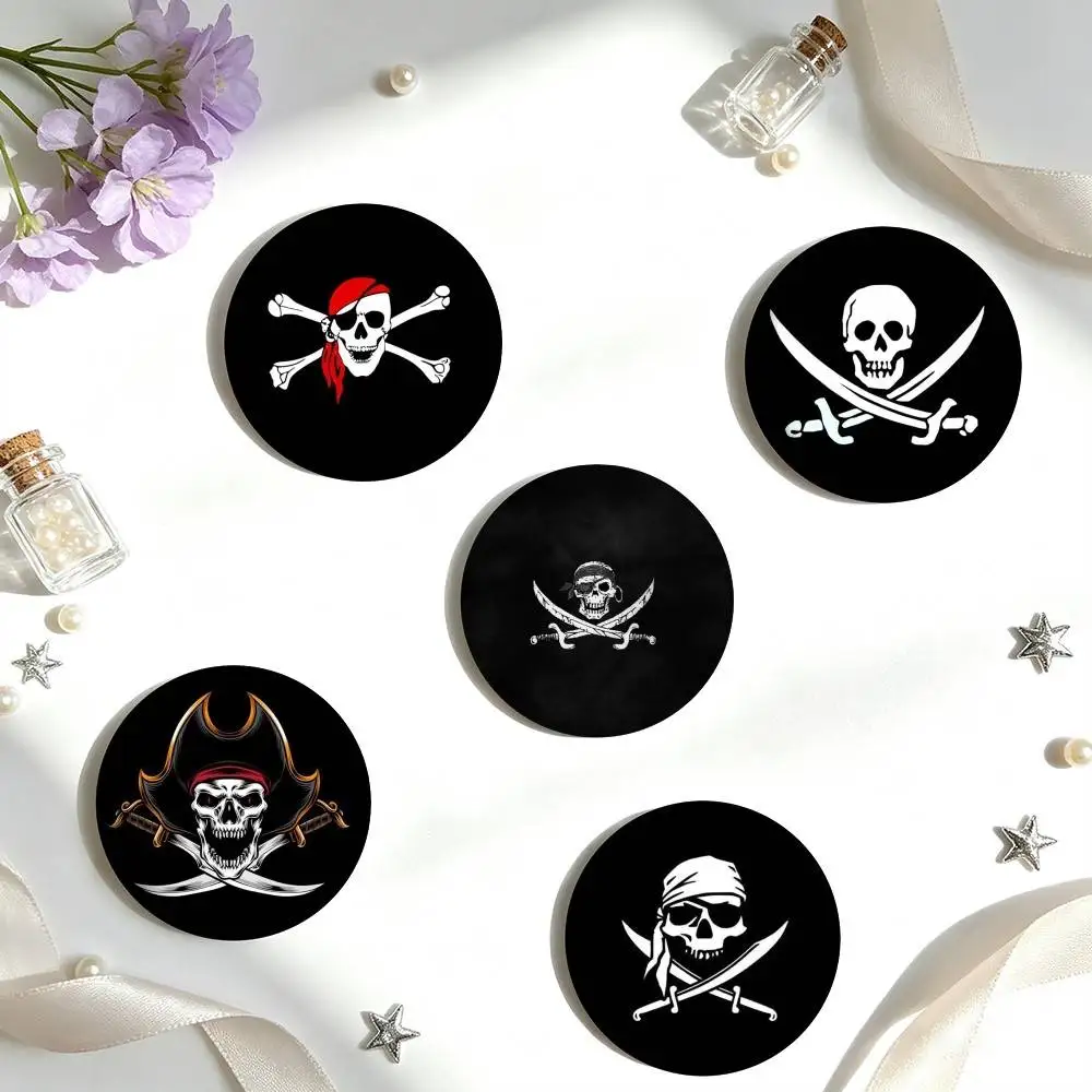 V-Vintage J-Jolly Roger 25mm 32mm 44mm 58mm 75mm Brooches Badges Pins for Accessories Gift