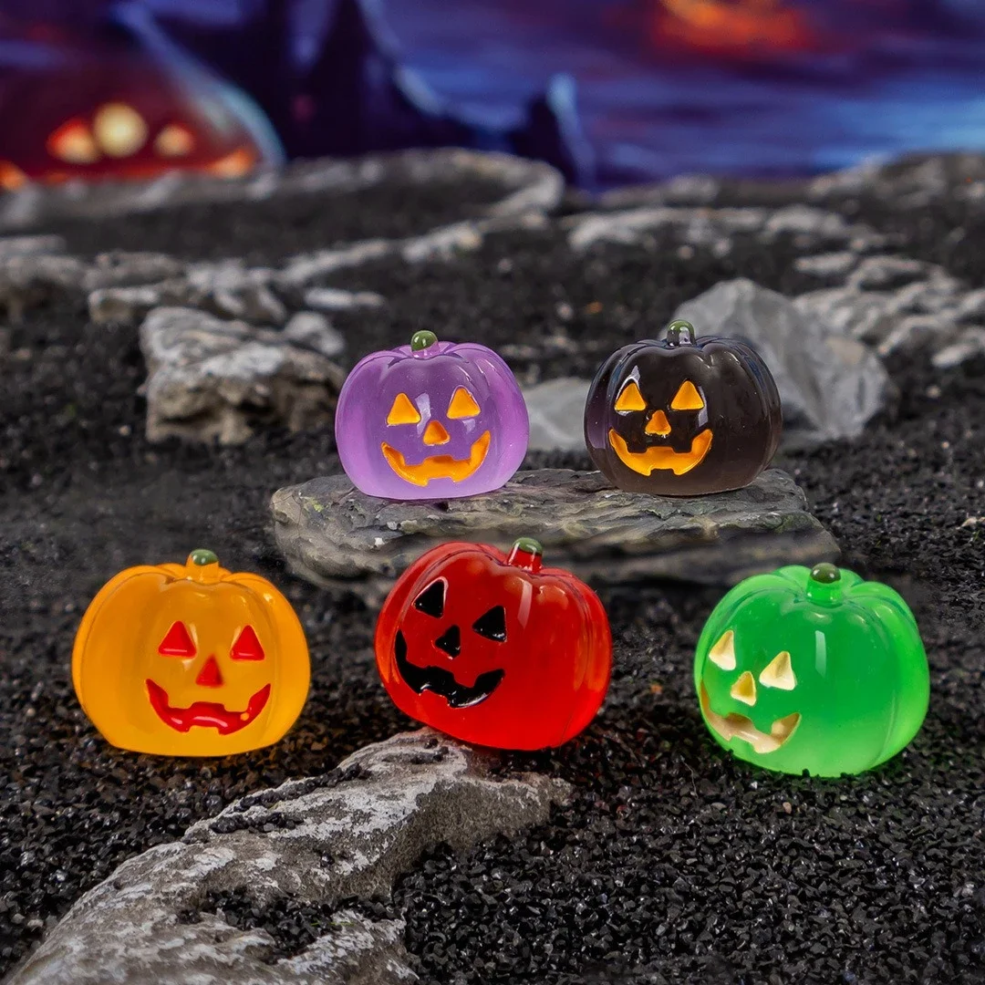 10/20/50/100pcs Halloween Glow in The Dark Pumpkin Charms Luminous Resin Pendants DIY Jewelry Making Necklace Keychain Gift