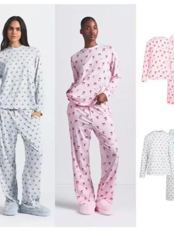 

Комплект для сна Kardashian Christmas Limited Edition: футболка с длинным рукавом и брюки для дома и отдыха, с узлами на декоративных завязках