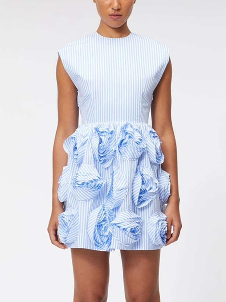 

Мини-платье в 3D цветочную полоску, женское весенне-летнее платье с высокой талией, французское шикарное сексуальное платье без рукавов с открытой спиной, элегантное короткое платье 2026