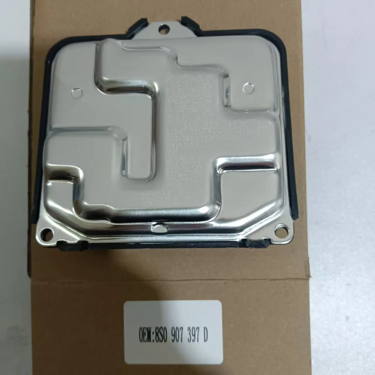 

8S0907397D is suitable for Volkswagen Touareg Audi Q2 Q5L A3 S3 RS3 headlight daylight driving module controller