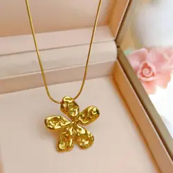 Stainless Steel Wrinkled Flower Pendant Necklace For Women Gold Color High Quality Clavicle Chain Jewelry Party Christmas Gifts