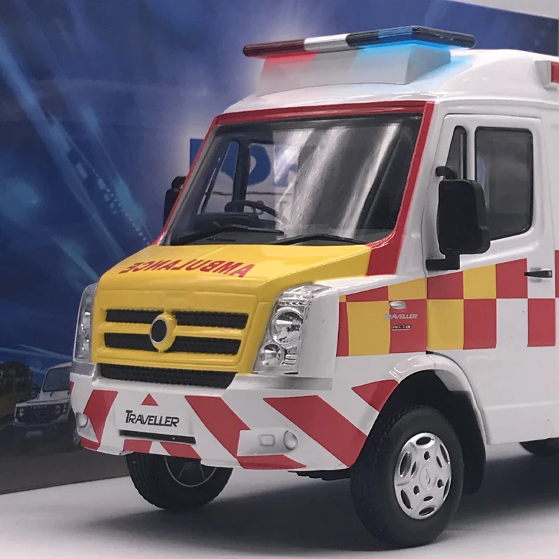 1:24 Scale Diecast Alloy FORCE Indian Rescue Vehicle Ambulance Toys Cars Model Classics Adult Collection Souvenir Gifts Display