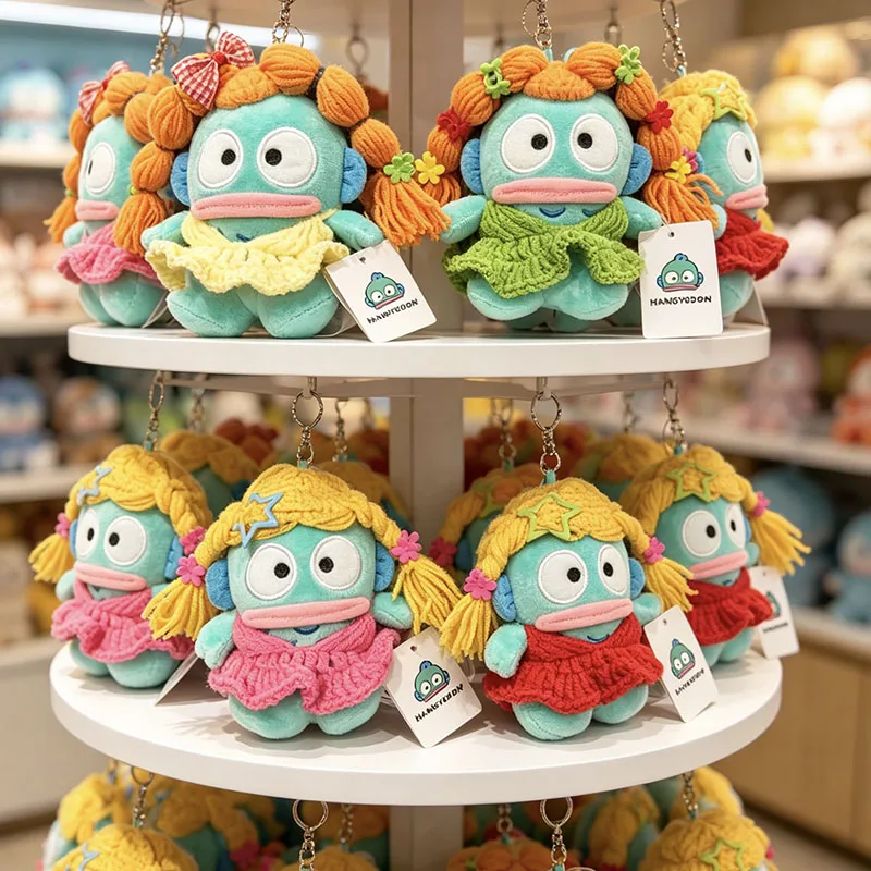 Официально лицензированный плюшевый брелок Sanrio Hangyodon: милая кукла-подвеска с плетеными прядями и платьем, мягкая набивная игрушка-украшение для сумки, подарок на день рождения