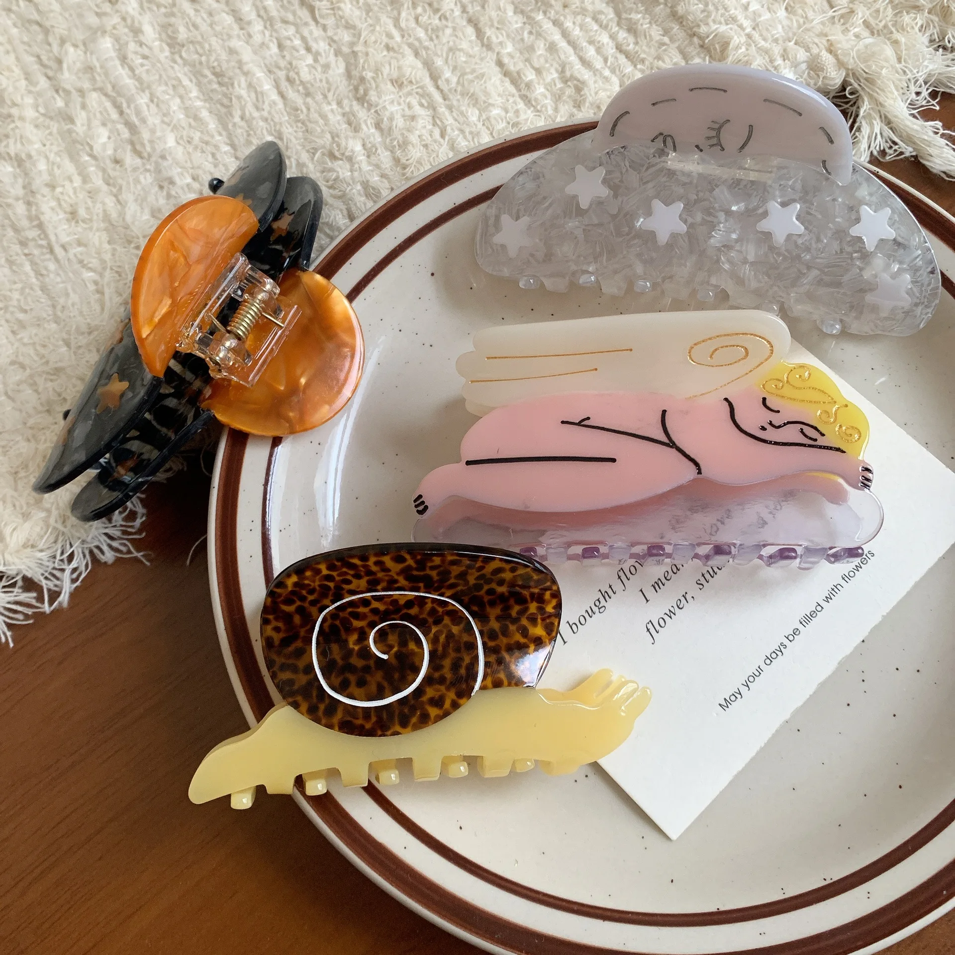 Hair Claw Clip Acetate Medium Star Sunflower Snail Strong Grip Lightweight Portable Daily Women Girls Cute Premium