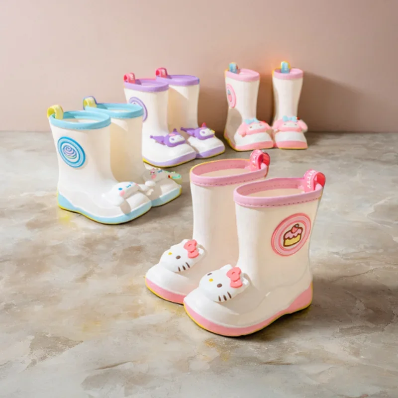 Sanrio scarpe da pioggia ragazze ragazzi Kid stivaletti da pioggia scarpe impermeabili scarpe da acqua con punta tonda scarpe morbide in gomma per